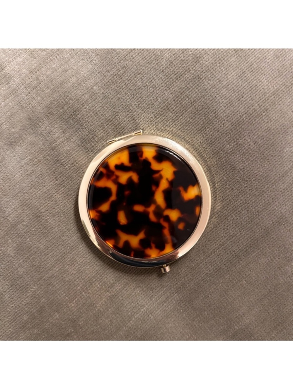 Compact Mirror